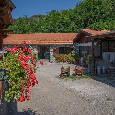 01234 - Agriturismo La Marpea, Esperienza In Mezzo Alla Natura E Al Cibo Tipico Italiano Villa Terisso Exterior photo